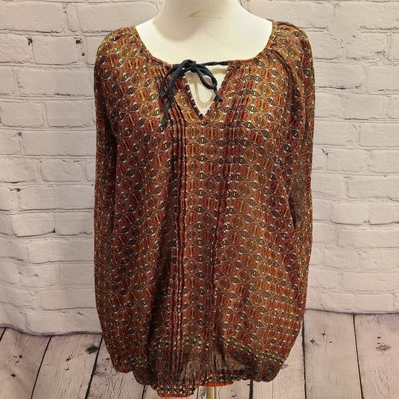 Beautiful Stories Sheer long sleeve elastic cuff - Picture 6 of 16